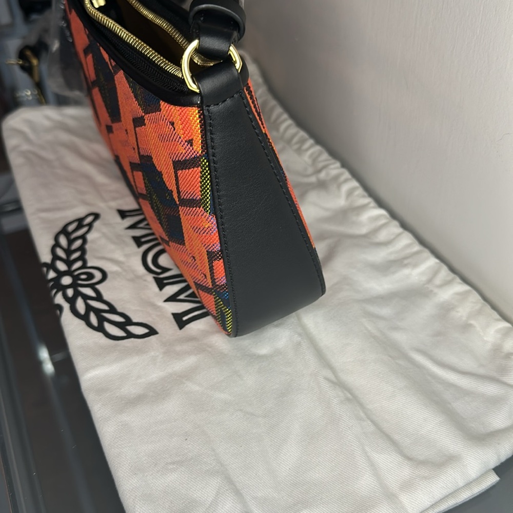 MCM Cubic Mini orange and black convertible shoulderbag - Picture 8 of 9